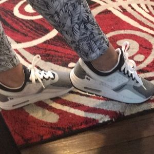 Brand new worn twice Nike  sneakers